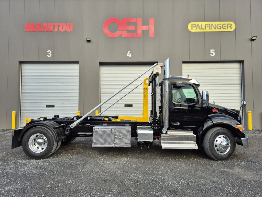 Palfinger Hooklift PHT22M  | Custom Truck | OEH | Lifting & Handling Equipment Specialist