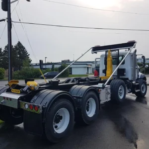 Hooklift – T 60 – 01 | Custom Truck | OEH | Lifting & Handling Equipment Specialist