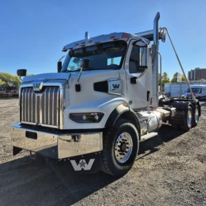 Palfinger Hooklift HT400S  | Custom Truck | OEH | Lifting & Handling Equipment Specialist