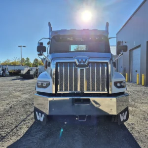 Palfinger Hooklift HT400S  | Custom Truck | OEH | Lifting & Handling Equipment Specialist