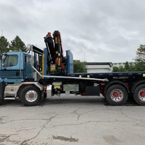 Crane – PK 23002 | Custom Truck | OEH | Lifting & Handling Equipment Specialist