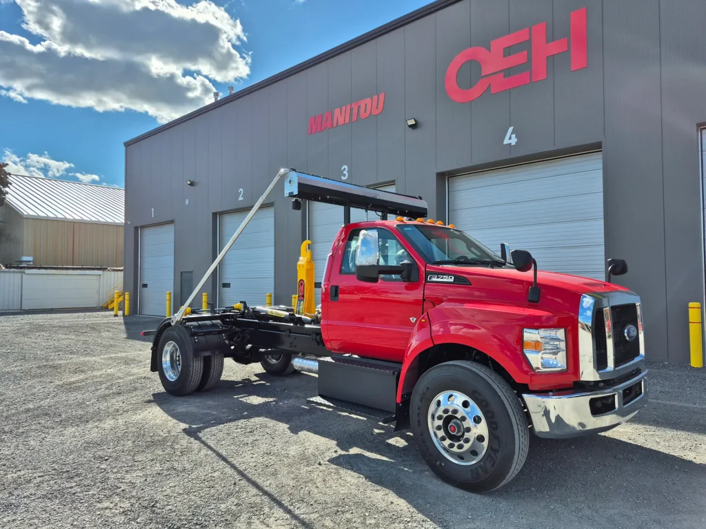 Hooklift Model PHT 160 | Custom Truck | OEH | Lifting & Handling Equipment Specialist
