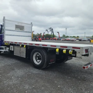 Work platform | Custom Truck | OEH | Lifting & Handling Equipment Specialist